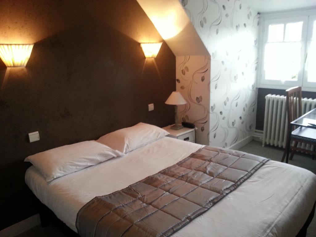 Le Savoie Villars La Roche-Posay Habitación foto